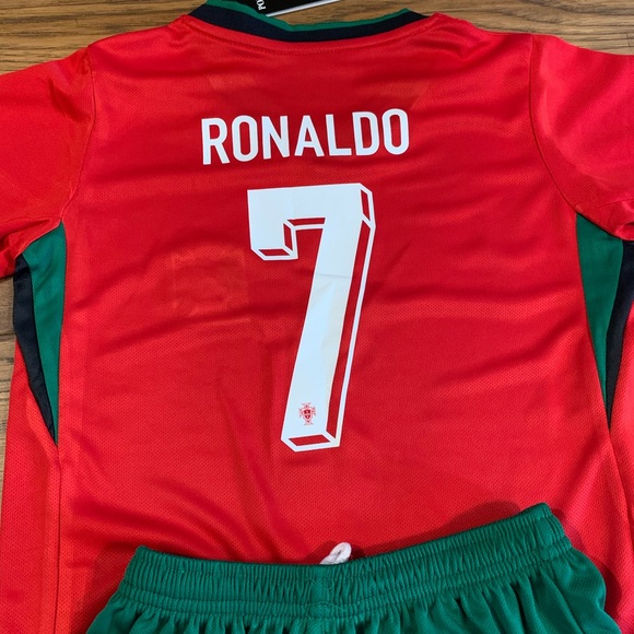 Toddler Ronaldo Jersey Red Portugal Home Soccer Jersey Kit - SHIPS TODAY - Picture 10 of 10